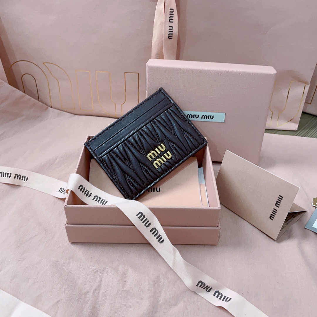Miu Miu Black Matelassé Nappa Leather Card Holder | Miu Miu