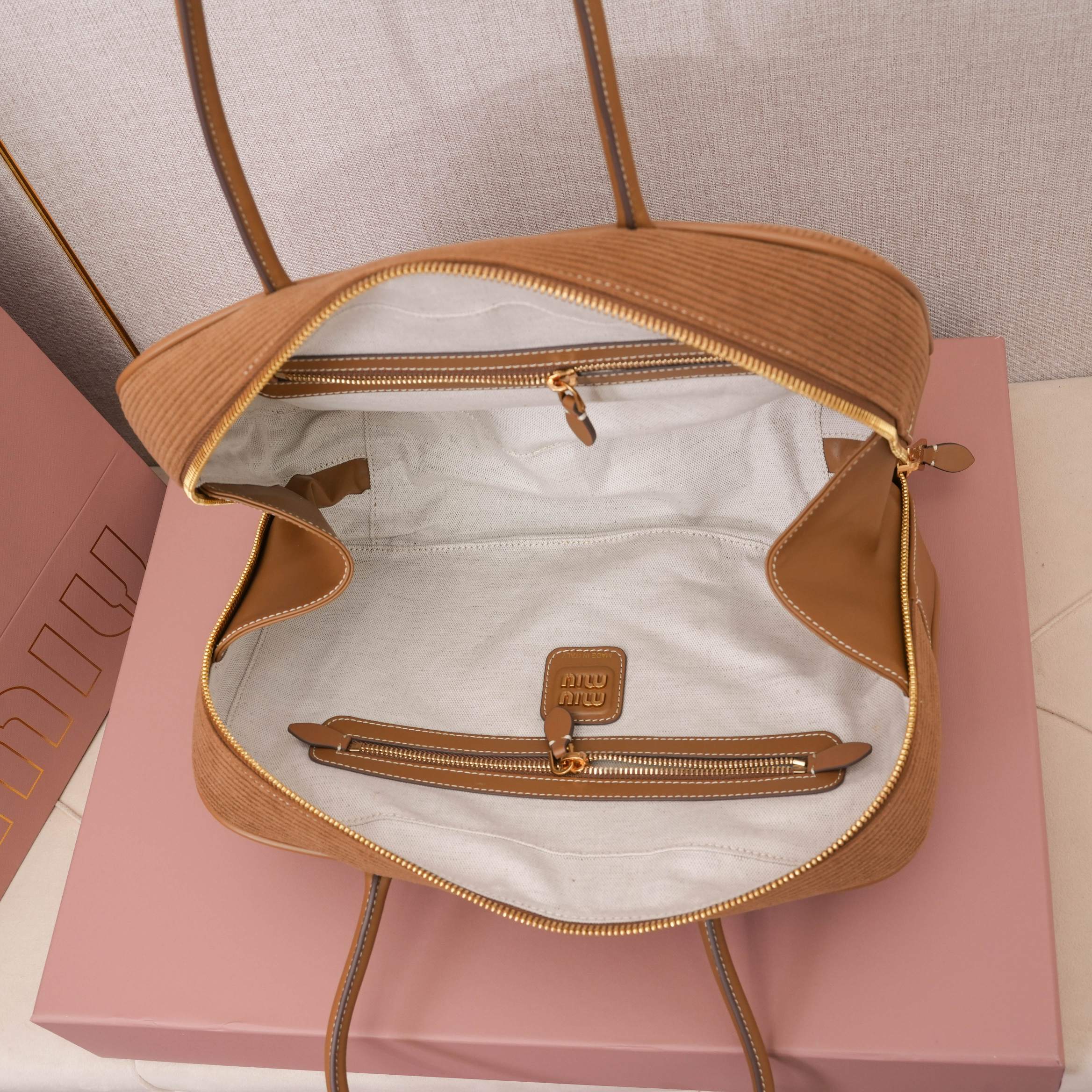 Miu Miu 00369