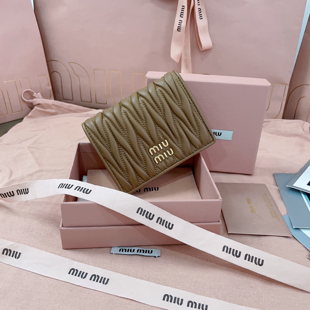MIU MIU Nappa Matelasse Bi-Fold Compact Wallet Cammeo BROWN