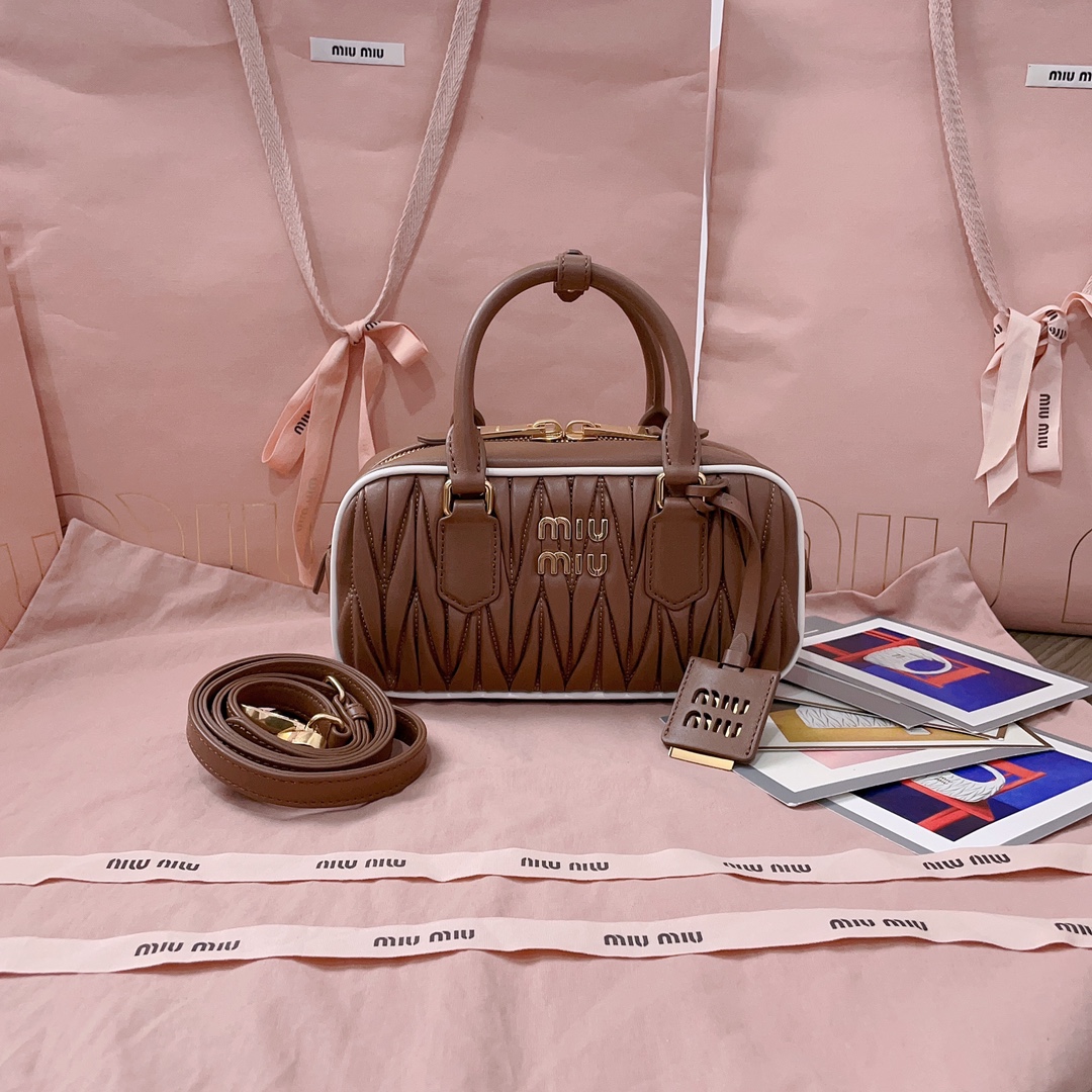 Miu Miu Bolso Arcadie De Napa Matelassé Coñac/blanco | Miu Miu