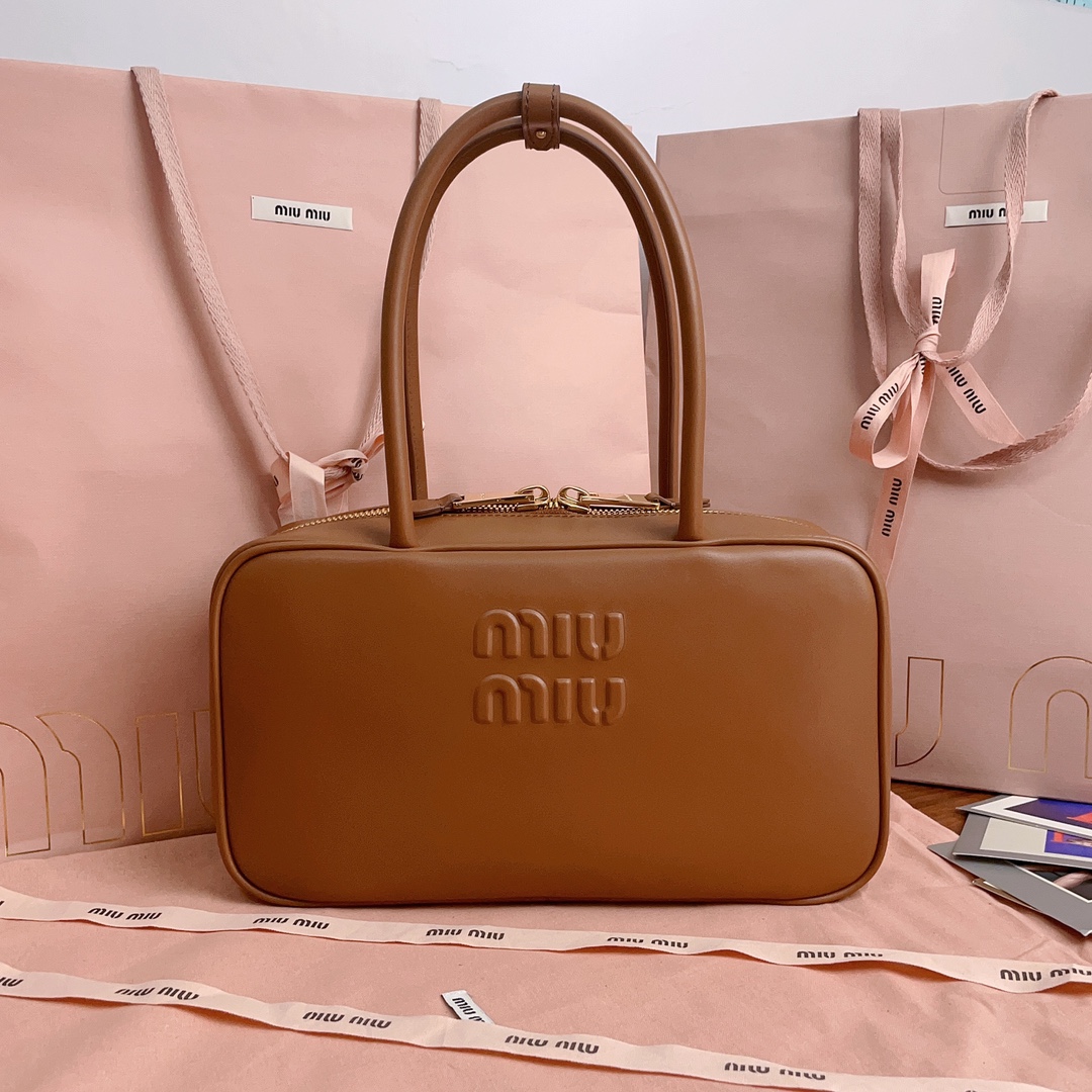Miu Miu logo-embossed Leather Shoulder Bag | Brown