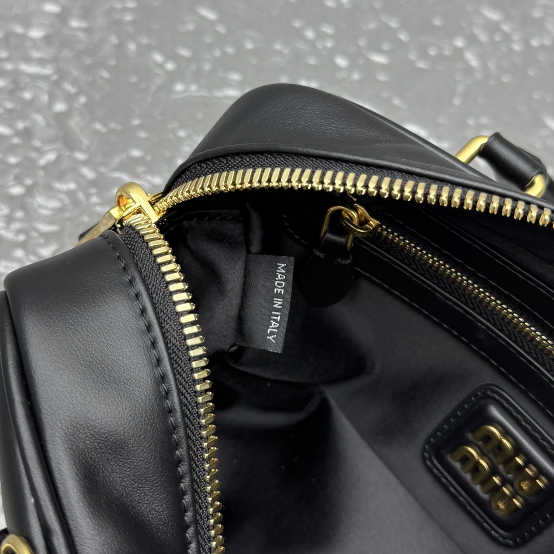 Miu Miu  00511