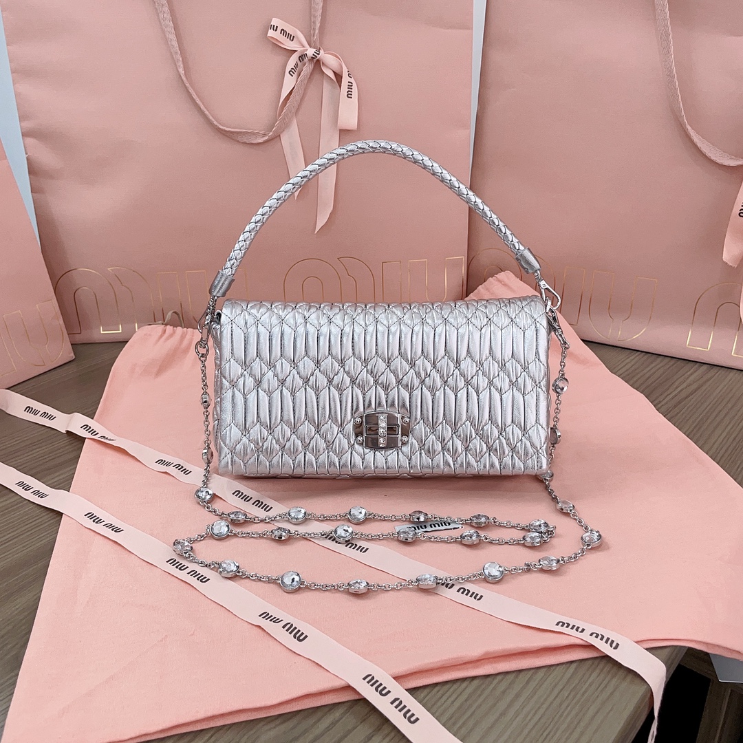 Miu Miu  00519