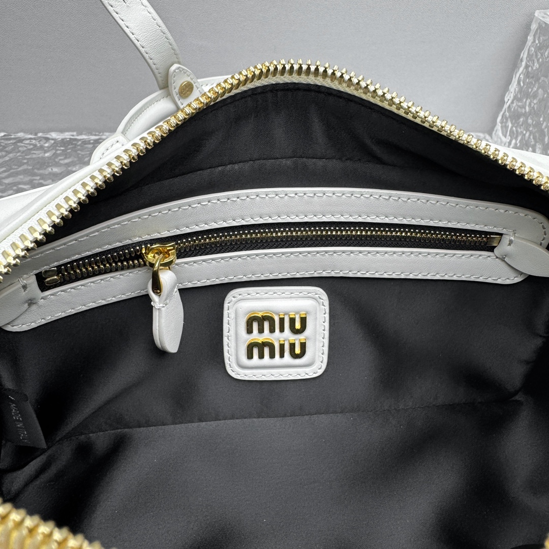 Miu Miu  005214