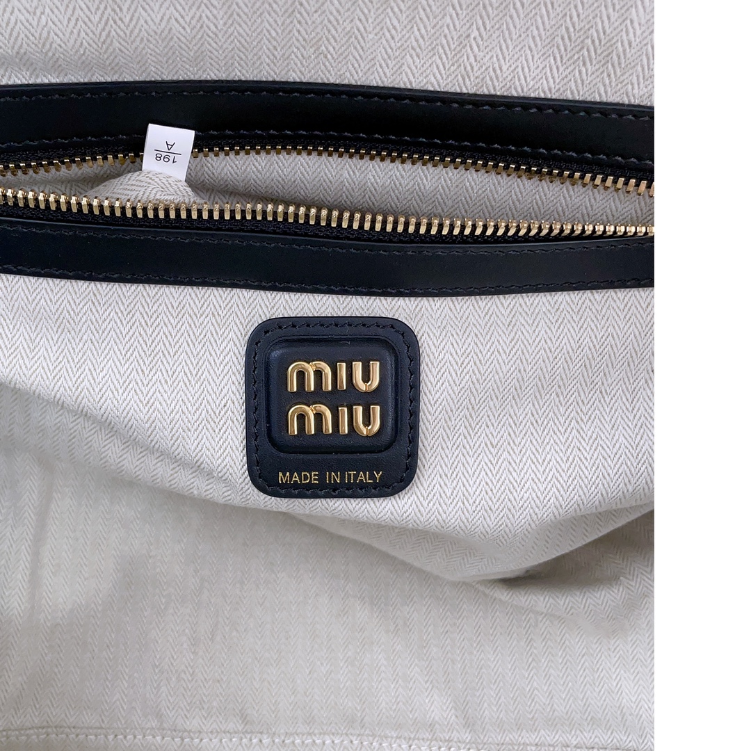 Miu Miu 00539