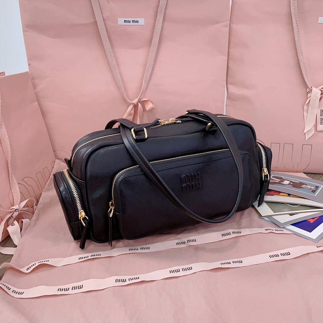 Miu Miu 00557