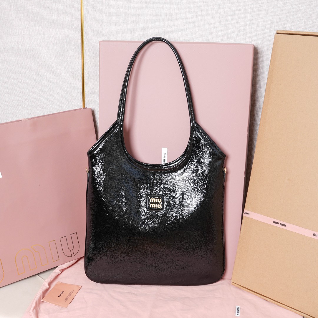 Miu Miu Patent Leather Ivy 2024 – Black Totes, Handbags