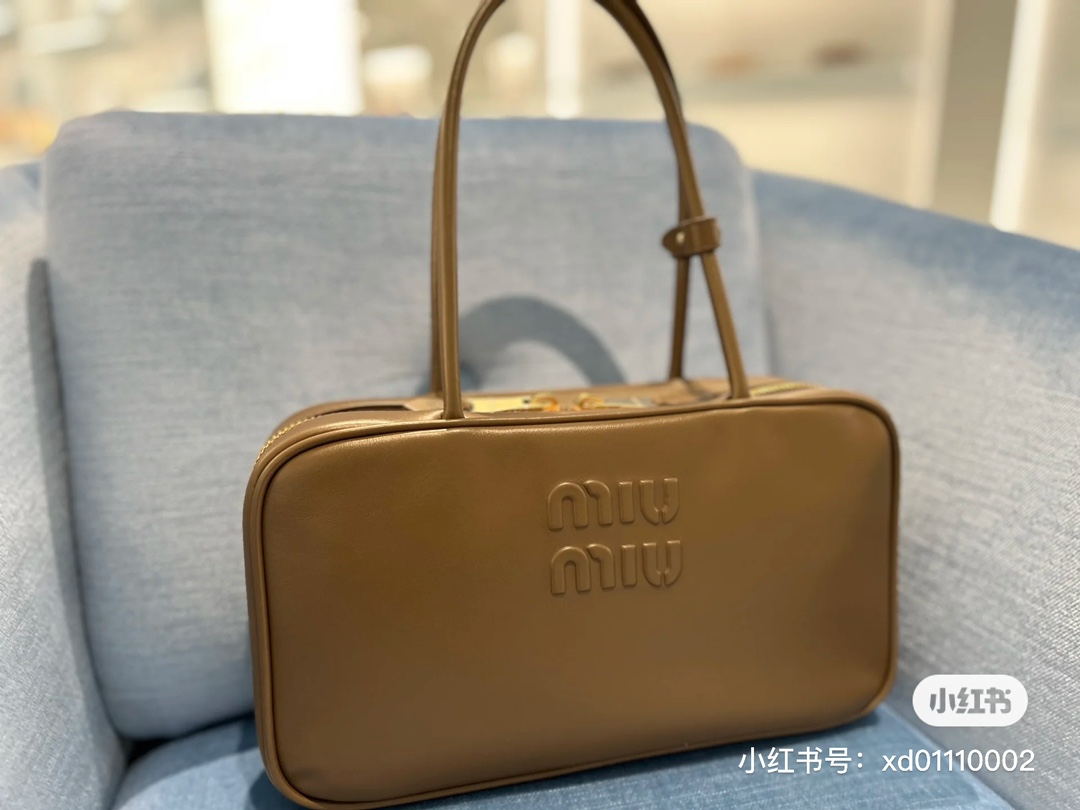 Miu Miu Leather Beau Bag Cognac in Leather Miu Miu 00629