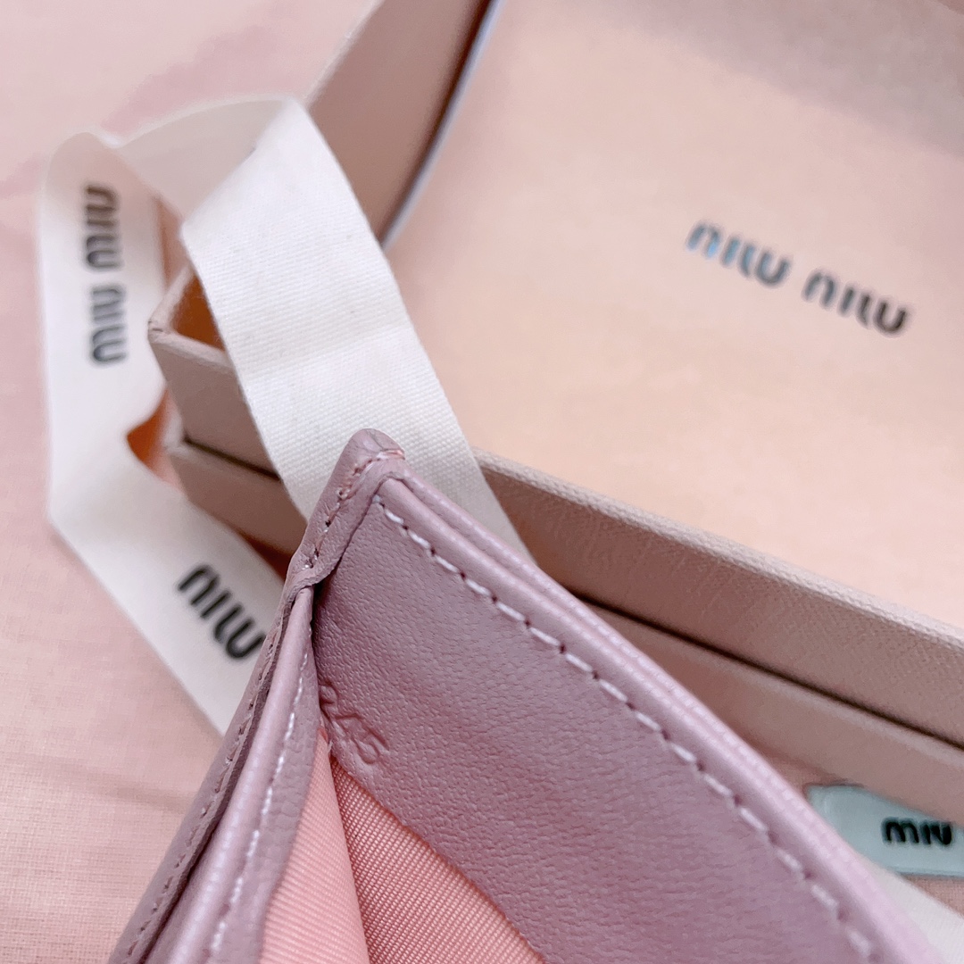 Miu Miu 00629