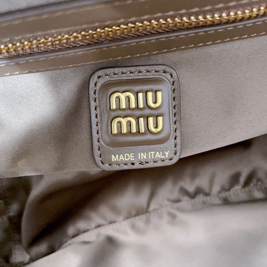 Miu Miu 00649
