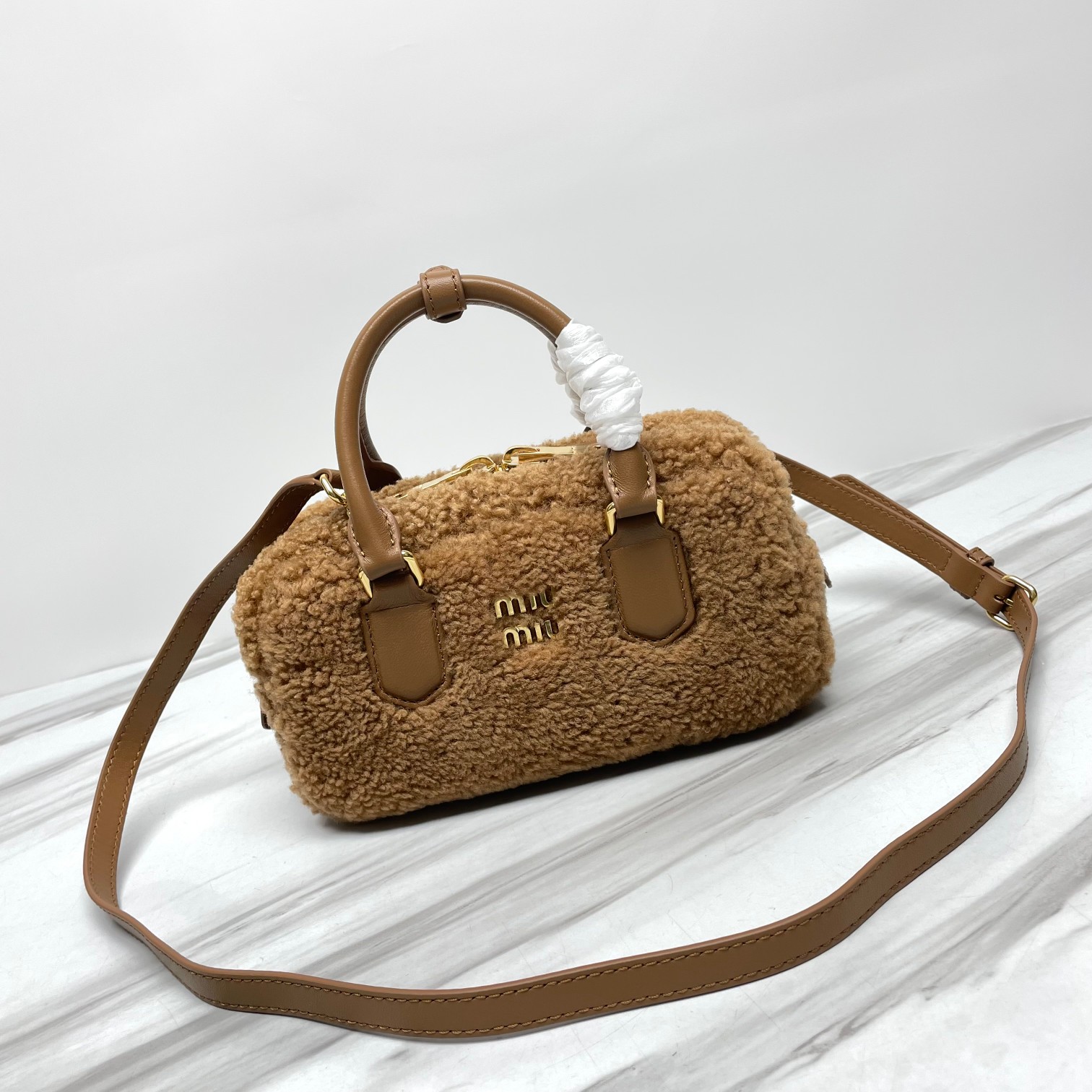 Moschino logo-lettering Fleece Tote Bag | Brown |