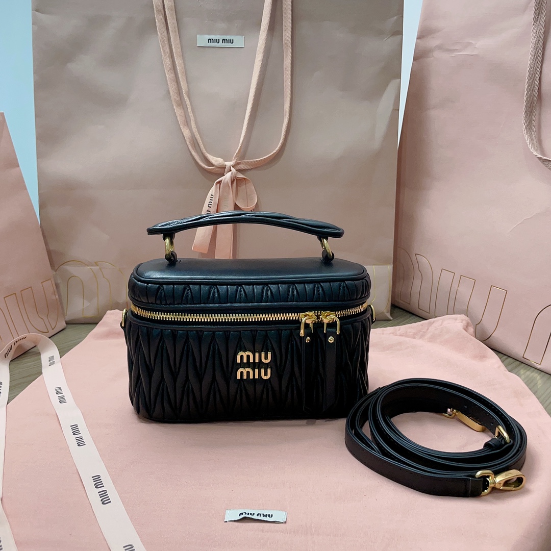 Miu Miu Black Matelassé Nappa Leather Shoulder Bag