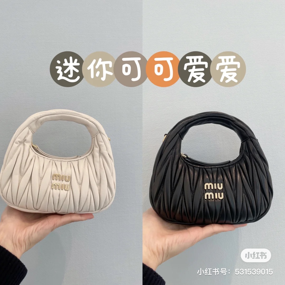 Miu Miu 00819