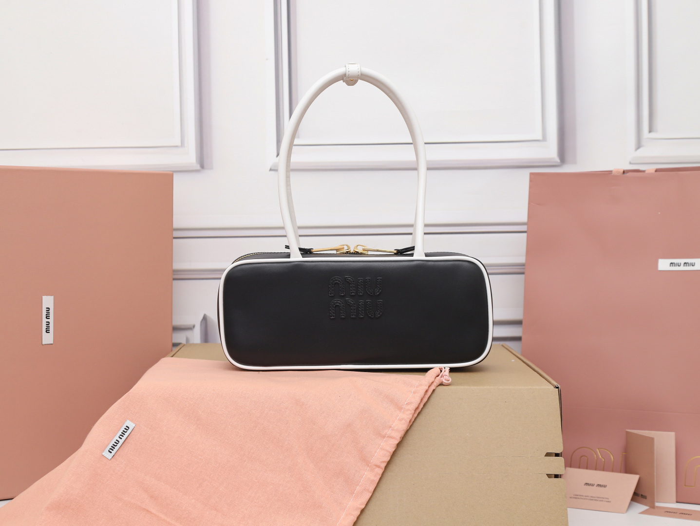 Miu Miu Black/white Beau Leather Bag | Miu Miu