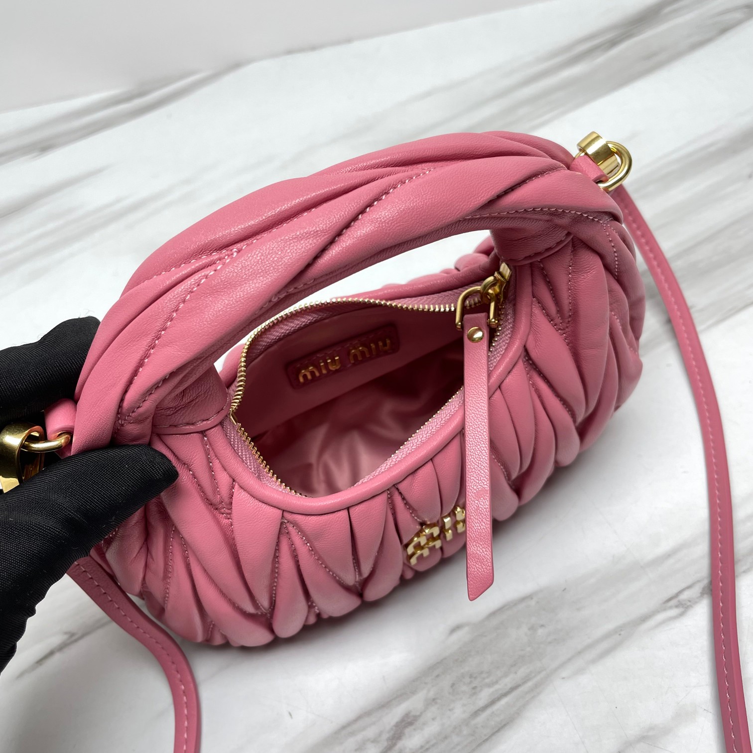 Miu Miu 00869