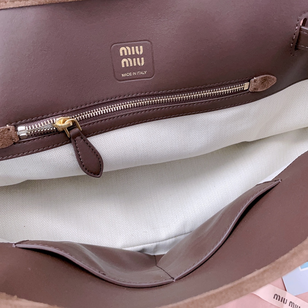 Miu Miu 00999