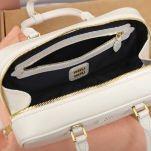 Miu Miu  01139