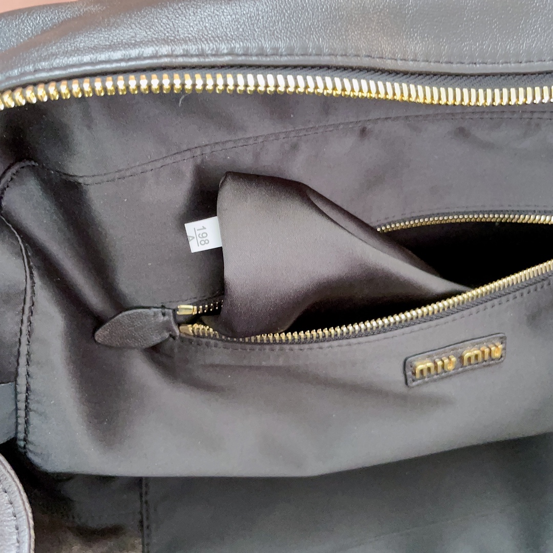 Miu Miu  01159
