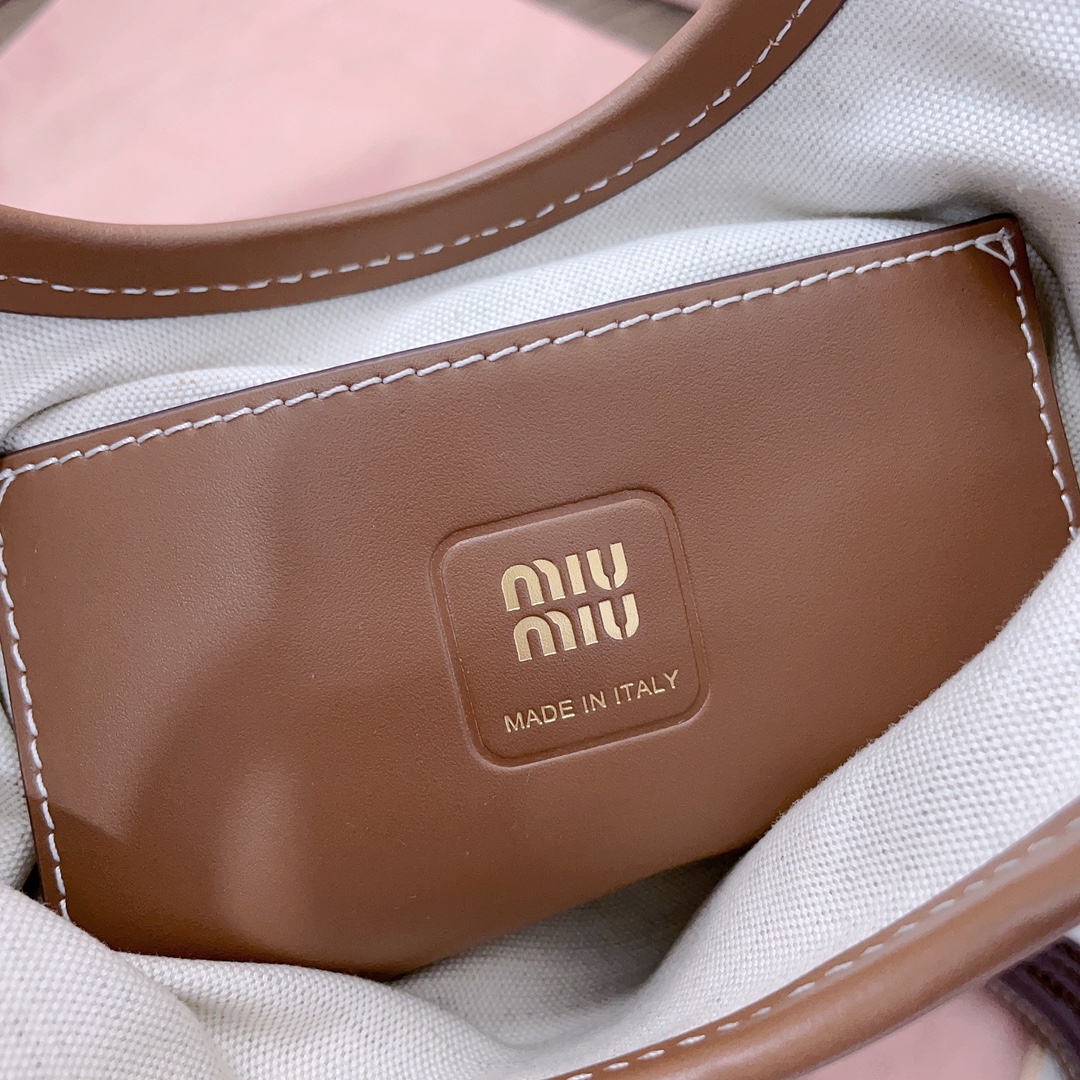 Miu Miu 01179