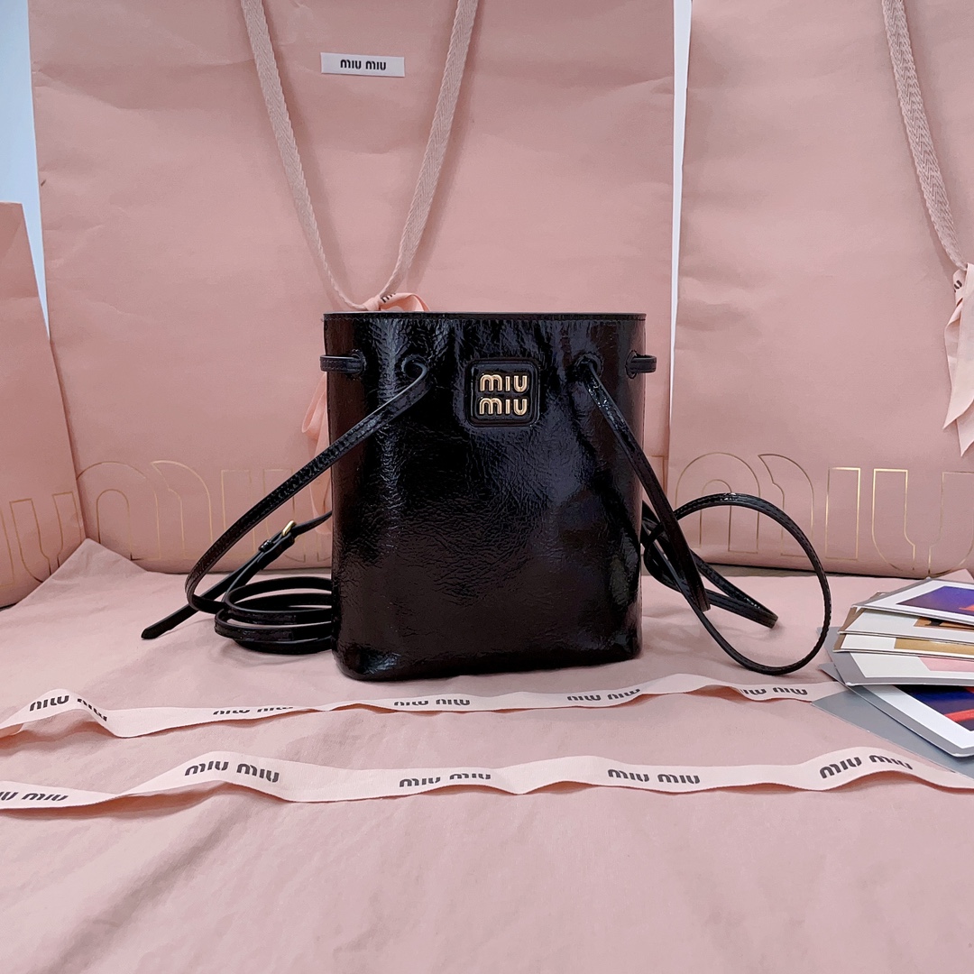 Miu Miu Naplak Patent Leather Shoulder Bag in Black