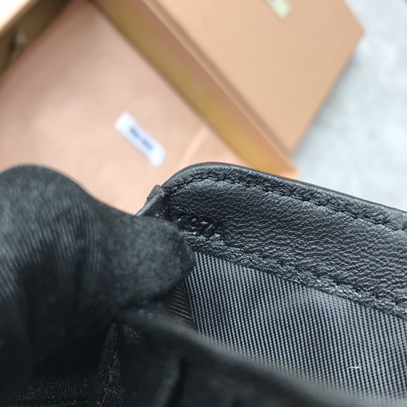 Miu Miu  01259