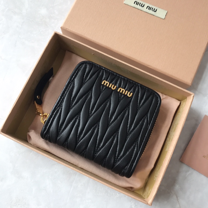 Bi – Black – Matelasse – miu Black miu Black Georgette-Hemd