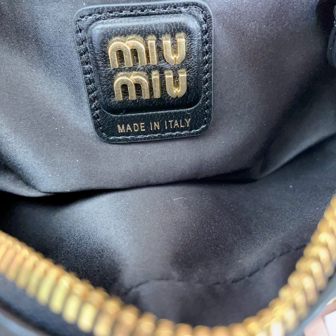 Miu Miu 01359