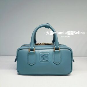 Miu Miu  01469