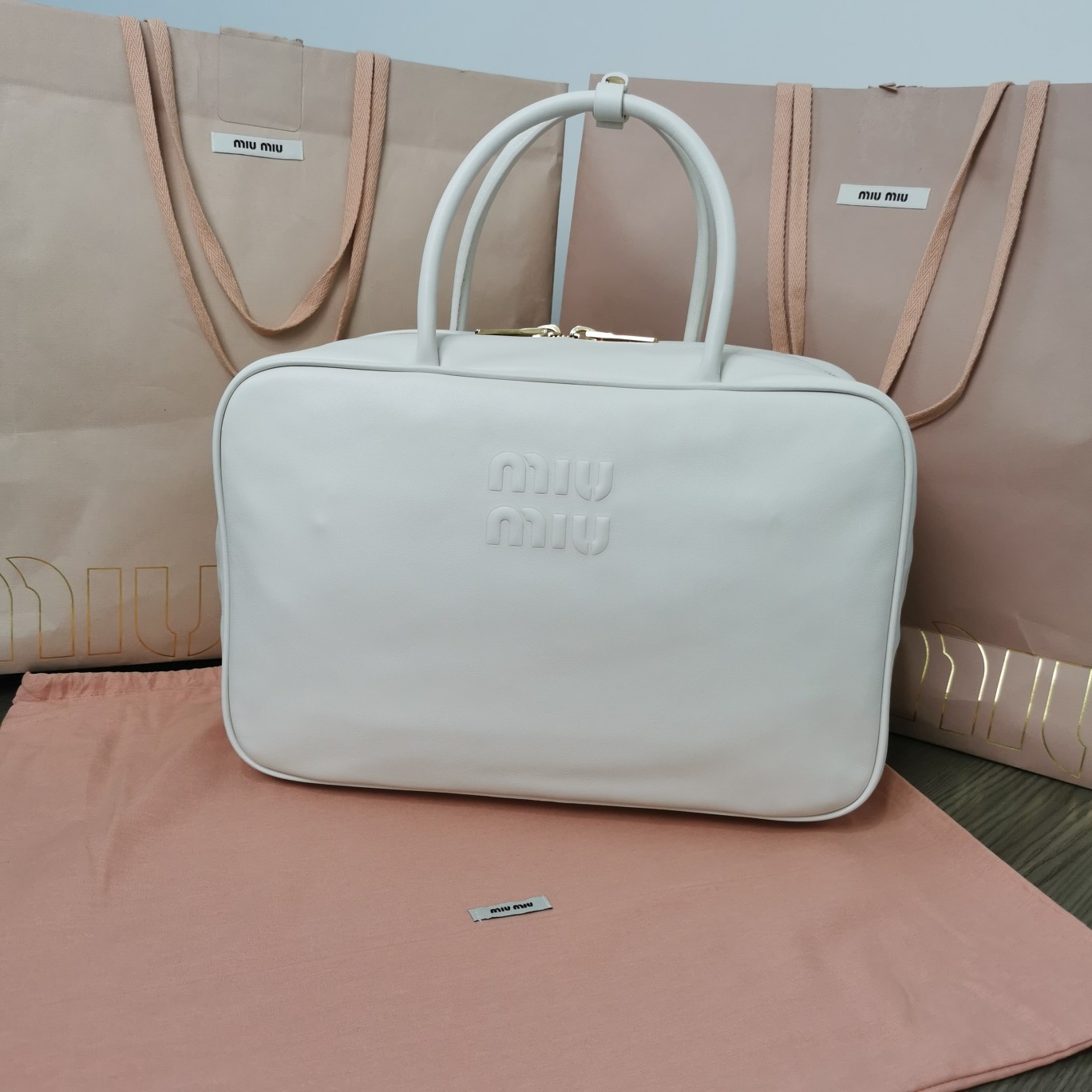 BeyondStyle Miu Miu Miu Miu – Leather Top Handle Bag – White – OS – Mod