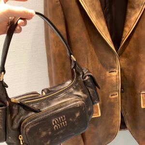Miu Miu  01549