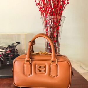 Miu Miu  01579