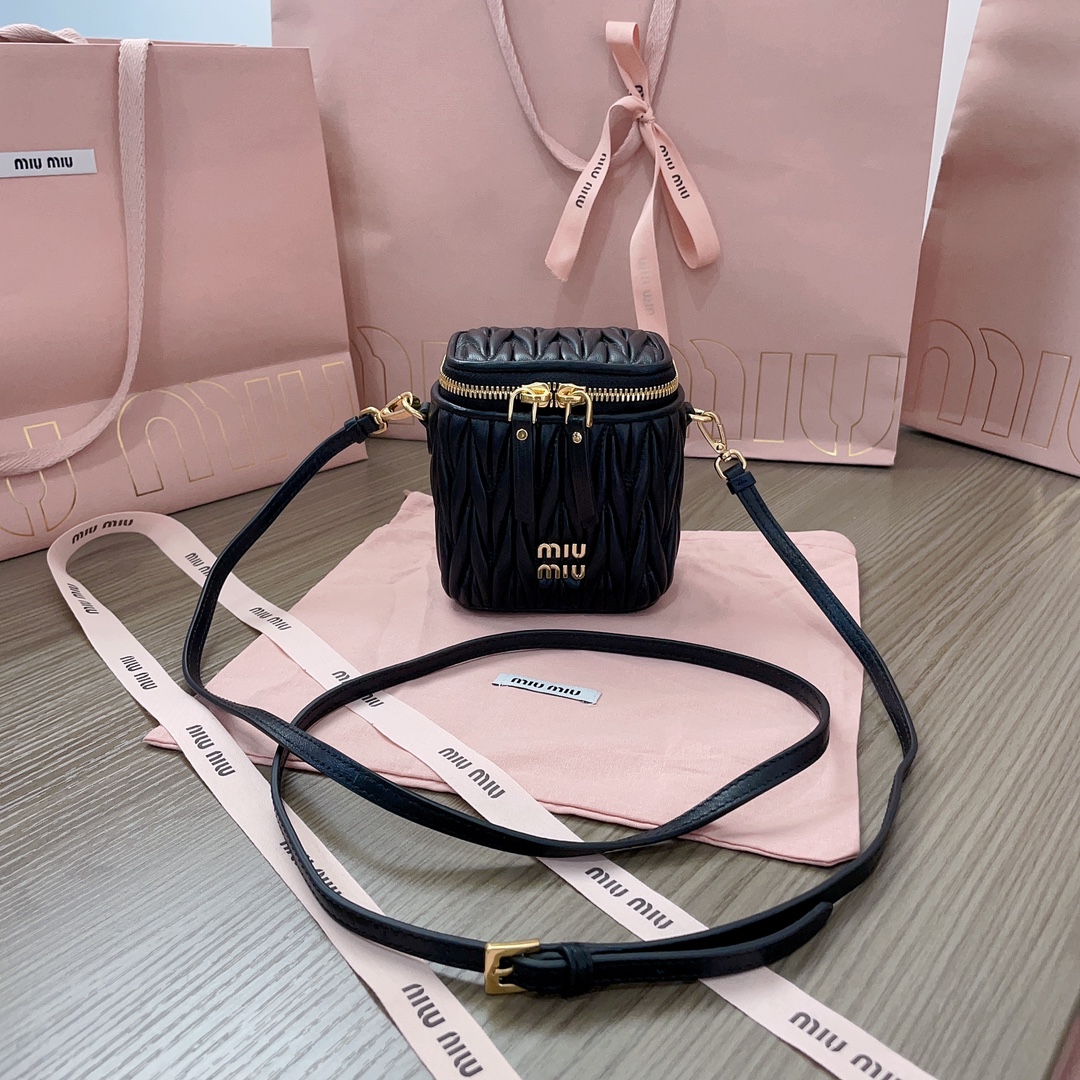 MIUMIU Matelasse Micro Shoulder Bag Leather Black
