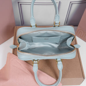 Miu Miu  01579