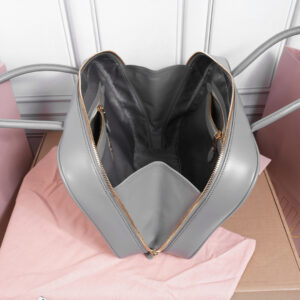 Miu Miu  01609