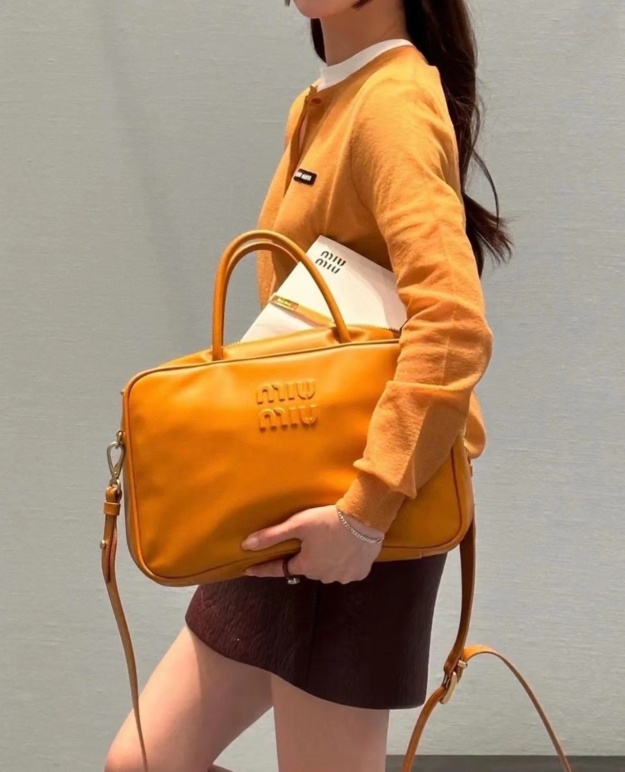 Miu Miu logo-embossed Leather Top Handle Bag | Yellow Miu Miu  01619