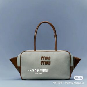 Miu Miu  01679