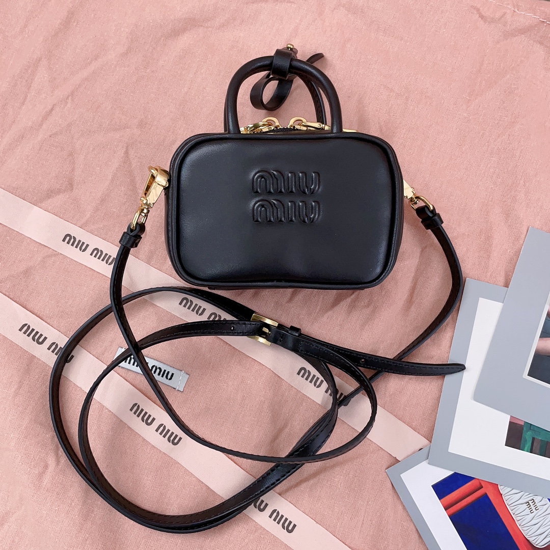 Miu Miu 01688