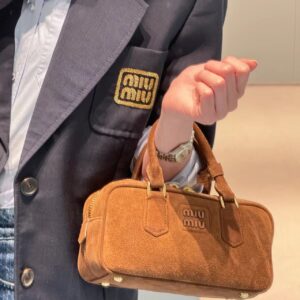 Miu Miu  01729