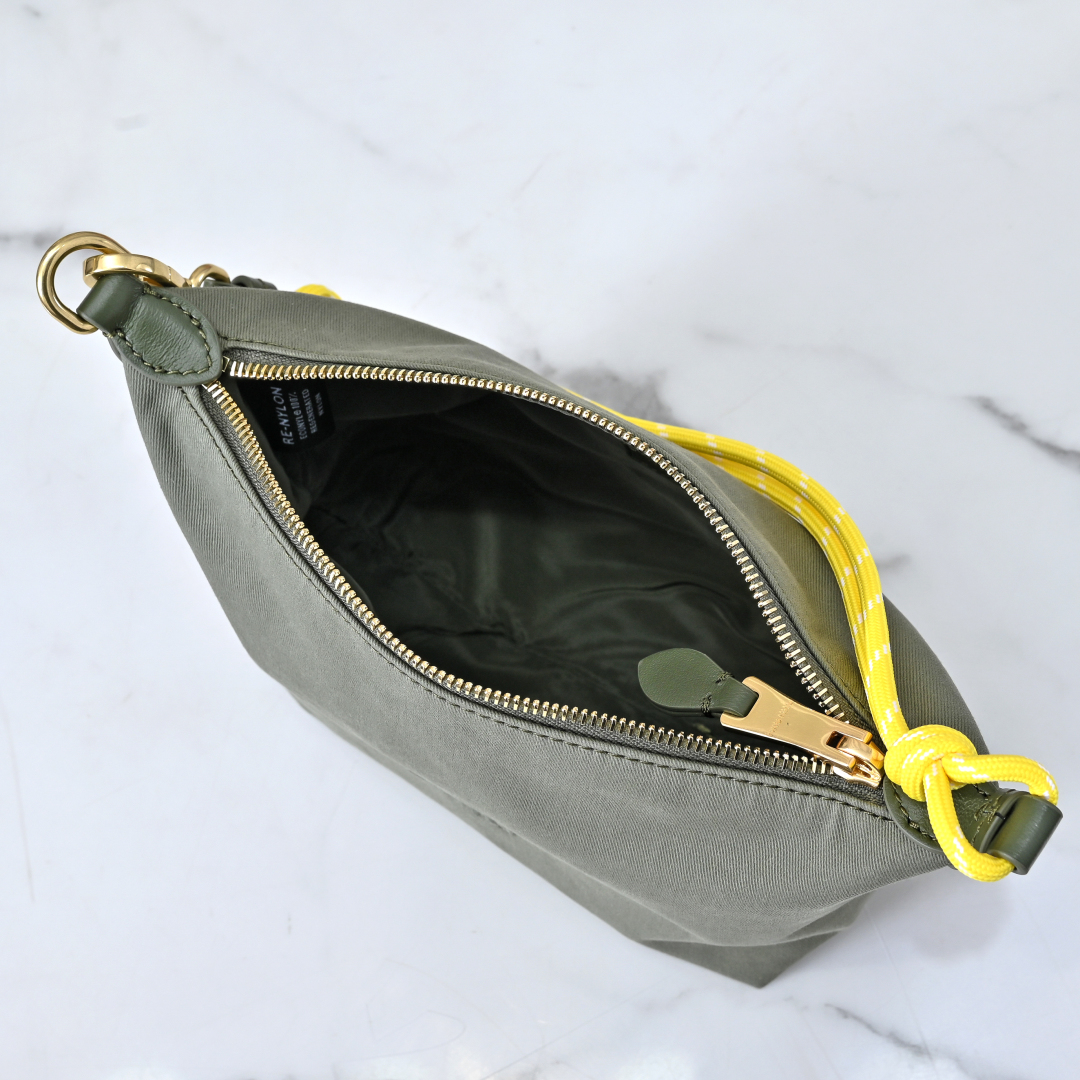 Miu Miu 01748