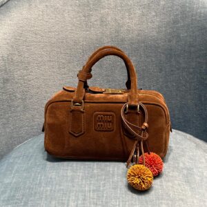 Miu Miu  01749