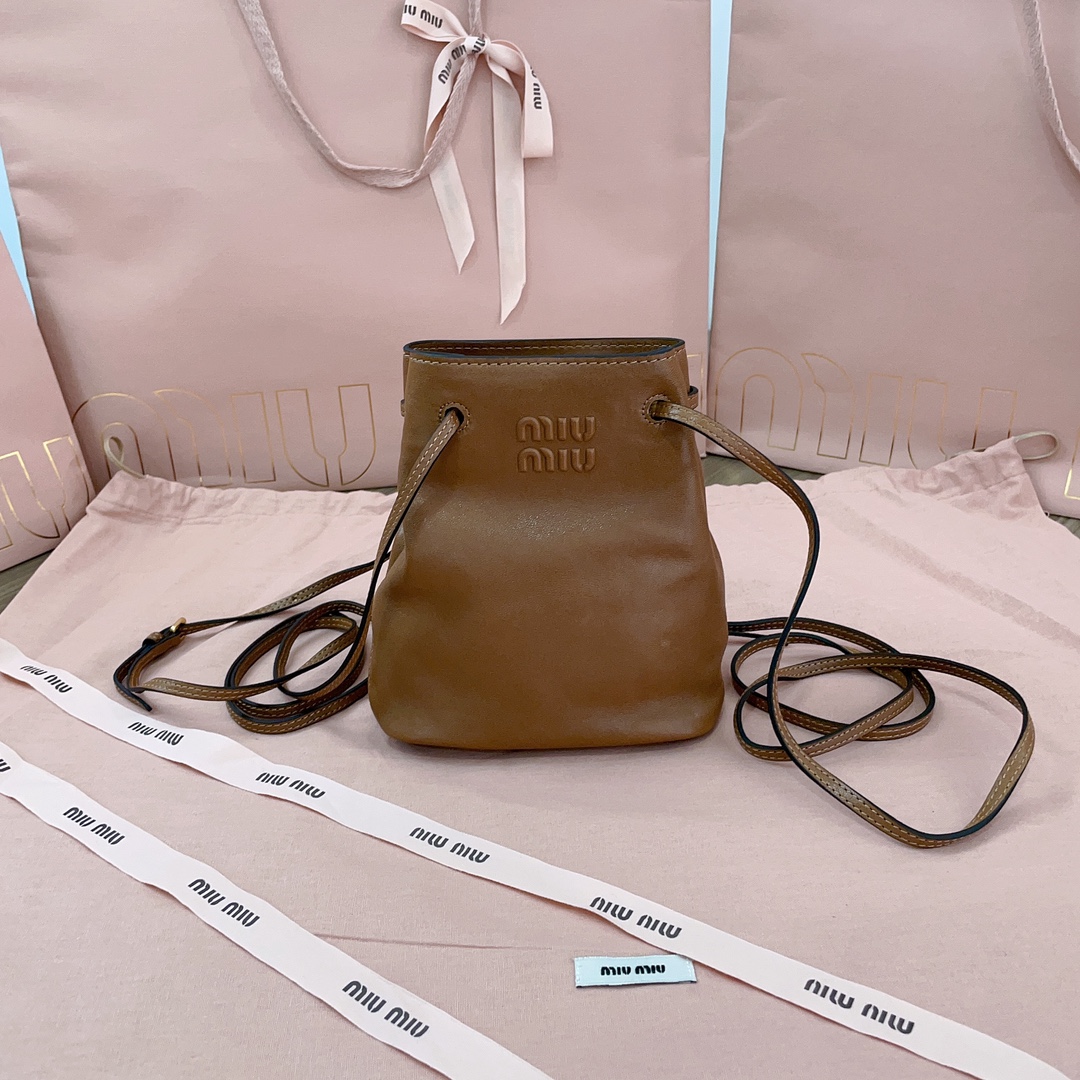 Miu Miu Mini logo-embossed Bucket Bag | Brown |