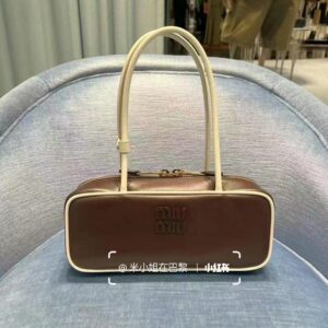 Miu Miu  01879
