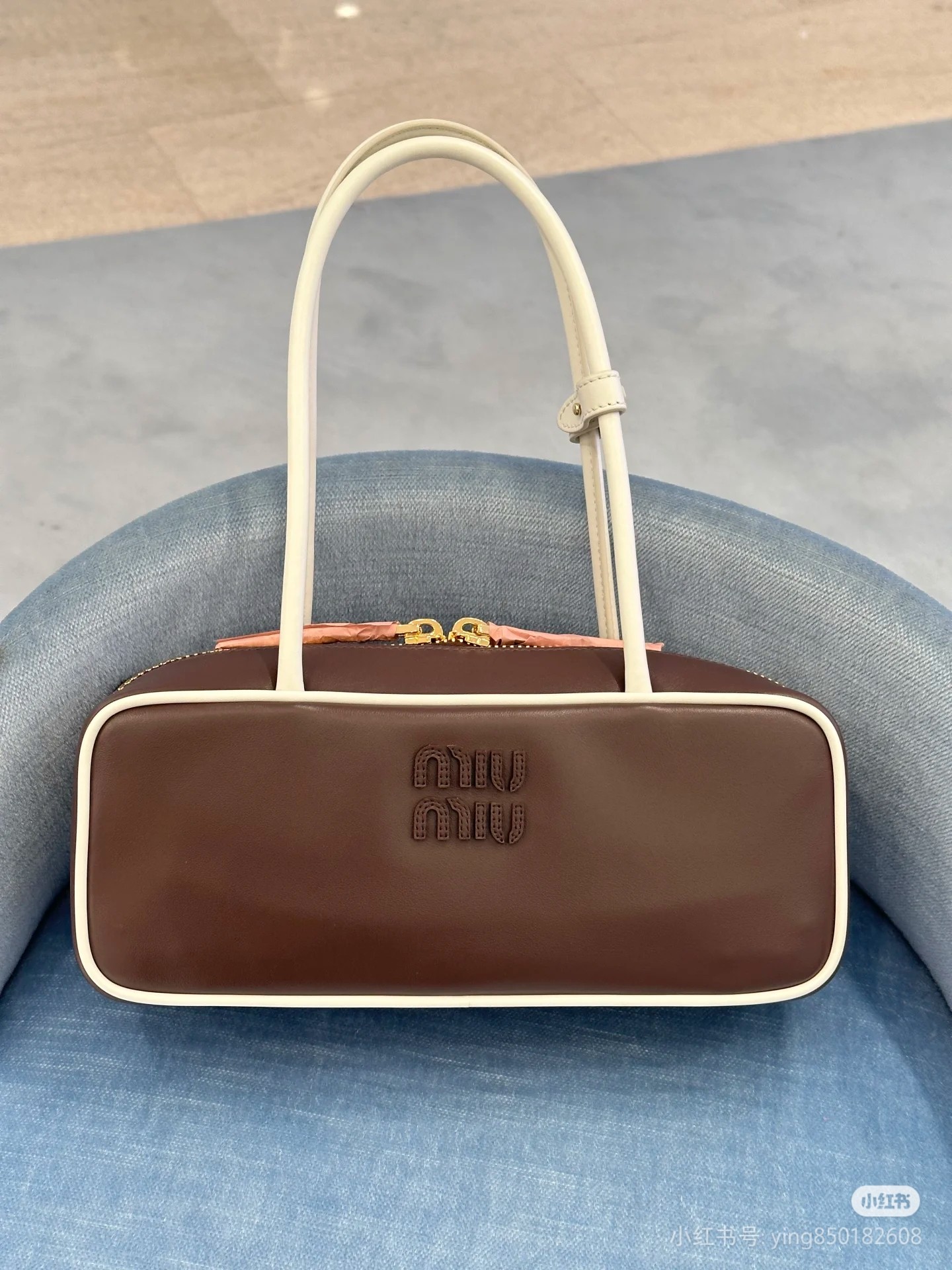 Beau leather handbag Miu Miu Brown in Leather – 53437965