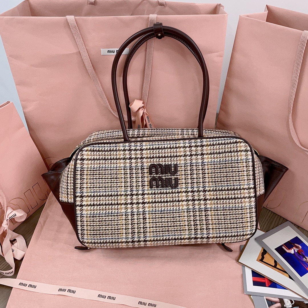 Miu Miu 01909