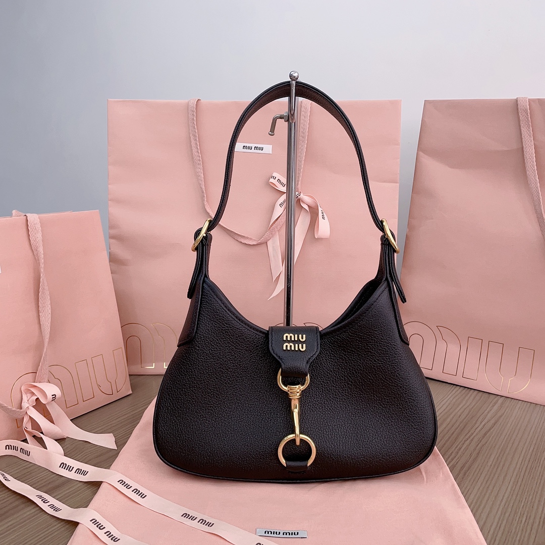 Miu Miu Madras Leather Shoulder Bag In Black