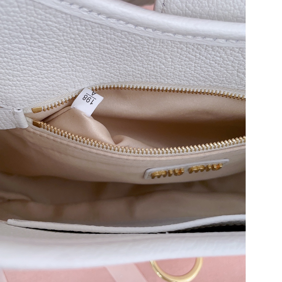 Miu Miu  01959
