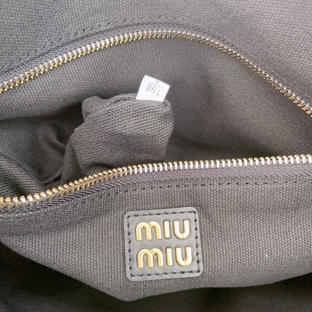 Miu Miu 02019