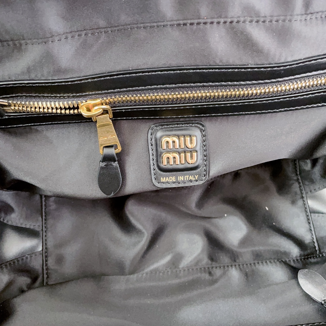 Miu Miu 02169