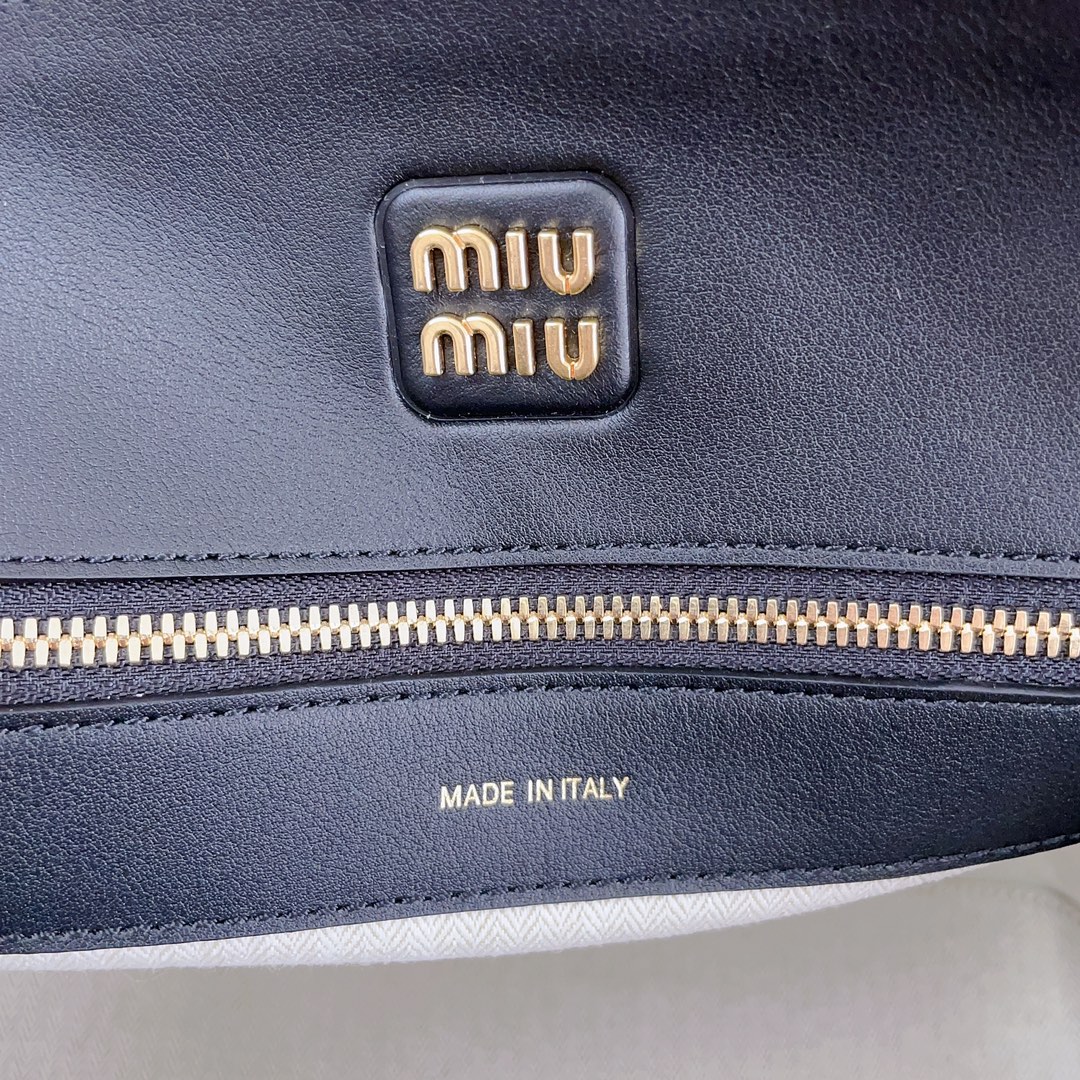 Miu Miu 02719