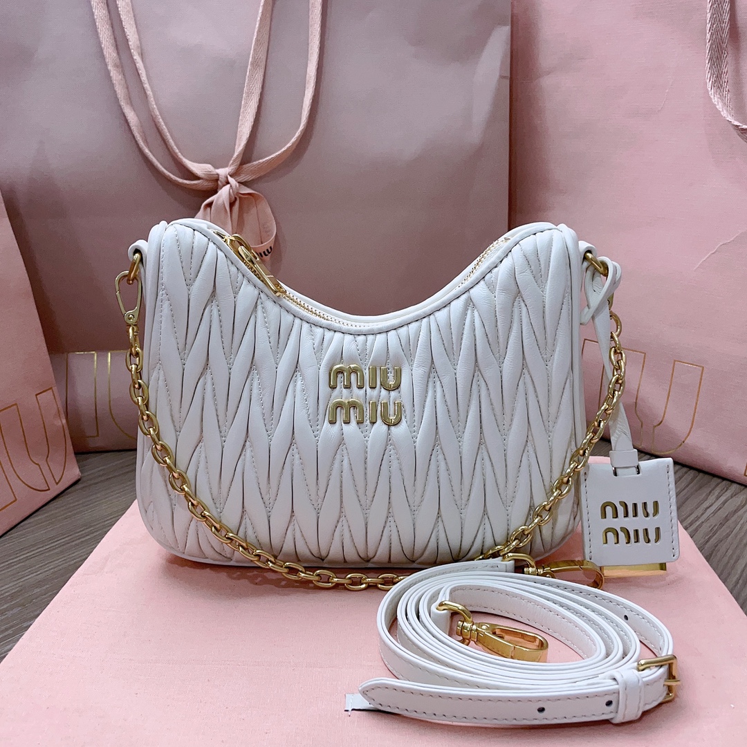 MIU MIU Nappa Matelasse Shoulder Bag White 1423286